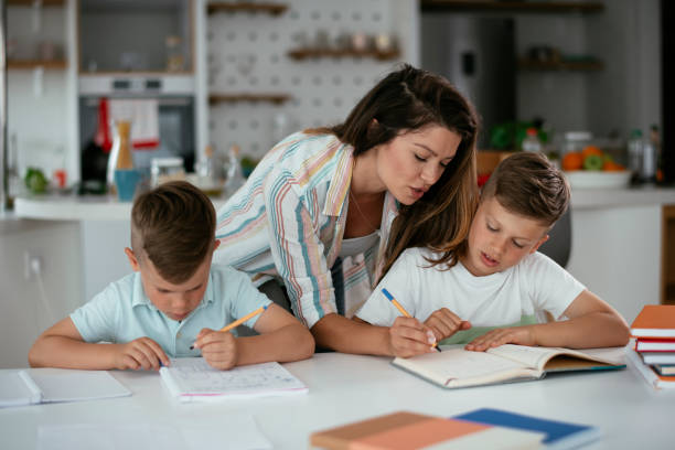 Как перевести ребенка на домашнее обучение в школе по желанию родителей